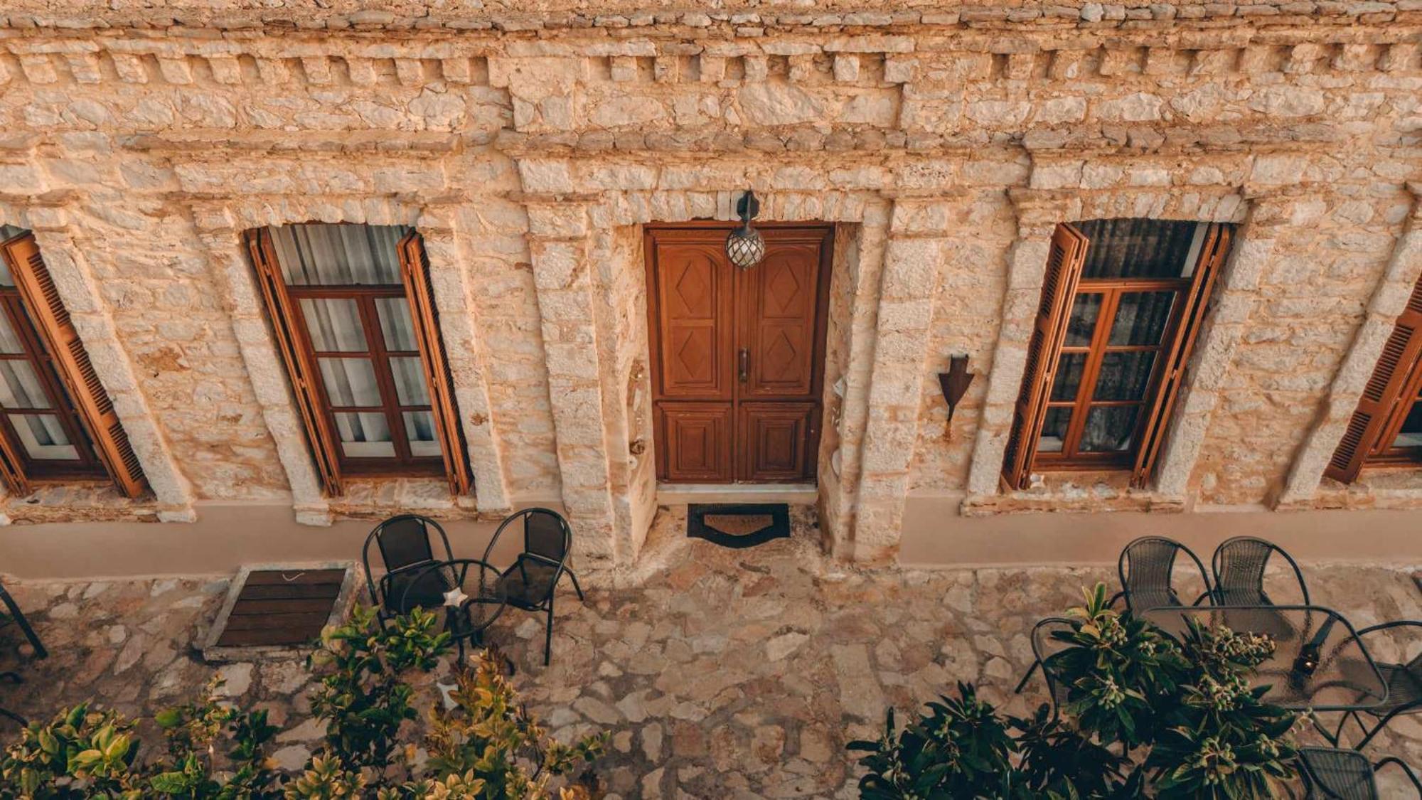 Kleanthe Hotel Chalki Town Exterior photo